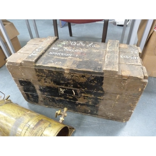 113 - Four Oaks military spraying machine with accessories, in wooden box.