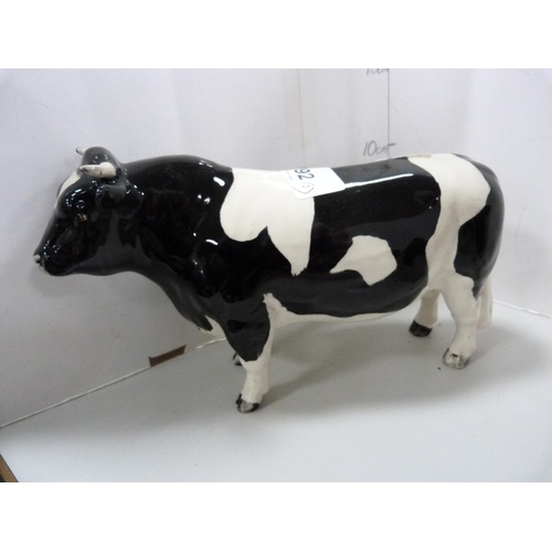 92 - Two Beswick Friesian cows, 'Coddington Hilt Bar' and 'Claybury Legwater'.