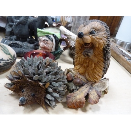 95 - Taxidermy bird group under a glass dome, modern jug, various clay figures, Japanese bone section, tw... 