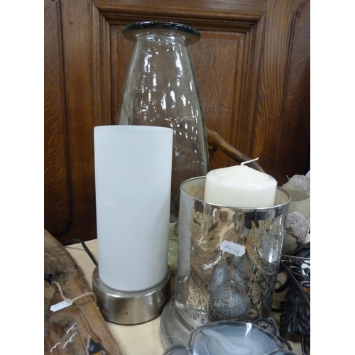 96 - Glass vase and other vases, mirror, wall sconce, wooden wall hanging, table lamp etc.