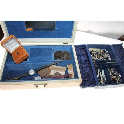 458 - GB coinage, a penknife, two jewellery cases, etc.