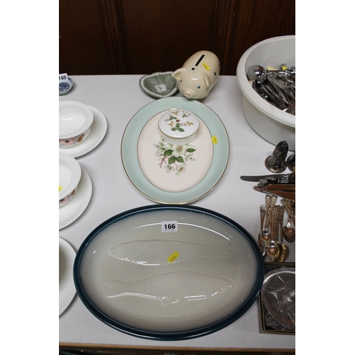 166 - Wedgwood fish dish, a trinket dish, a box and cover, a piggy bank, floral decorated serving dishes, ... 