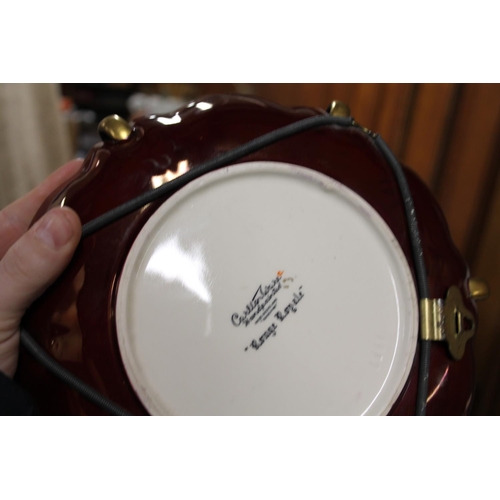 197 - Carlton ware Rouge Royale dish, no.1987.