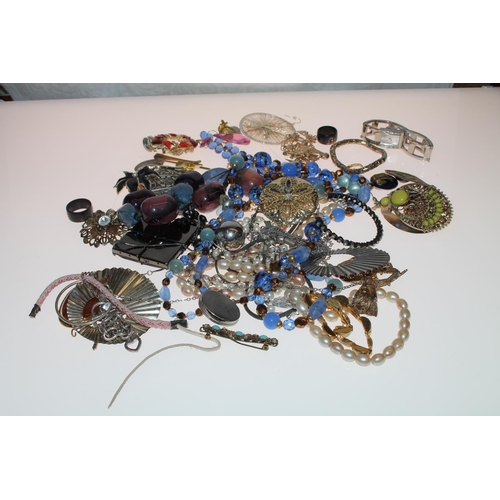 451 - Tub containing costume jewellery, gold plated chains, etc.