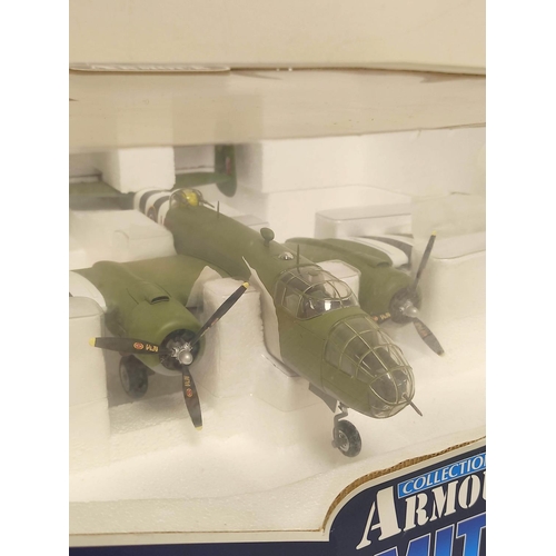 Armour collection deals diecast aircraft