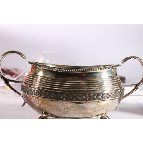 64 - George III silver three-piece tea set of attractive boat shape with 'woven' band, makers mark SH, pr... 