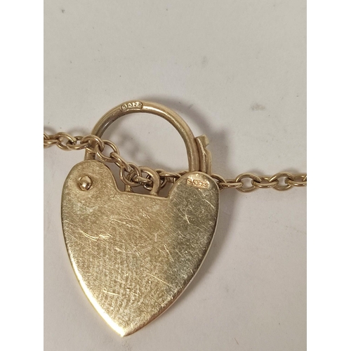 34 - 9ct gold gate bracelet with padlock, 25.7g.