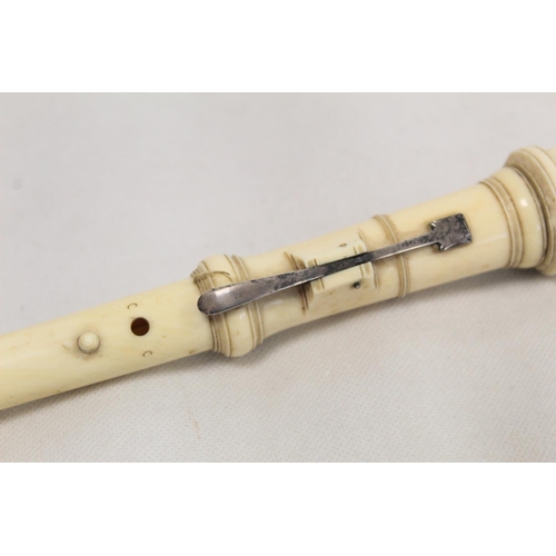 300 - Early 19th century ivory patent flageolet (English flute) by Bainbridge & Wood, 35 Holborn Hill,... 