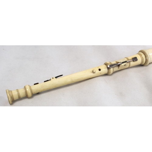 300 - Early 19th century ivory patent flageolet (English flute) by Bainbridge & Wood, 35 Holborn Hill,... 