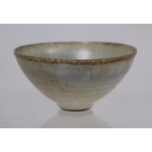 528 - Small Chinese Song /Yuan style Jun ware bowl of flared form with creamy white and grey glazes, 10.5c... 