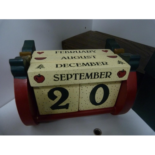 134 - Wall barometer, mantel clock modelled as a grandfather clock, hedgehog ornament, jigsaw puzzle, orna... 