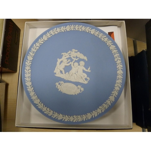 183 - Wedgwood 'Etruria' pattern dishes, boxed blue Jasper ware plates, Basalt ashtrays, Basalt octagonal ... 