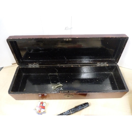 20 - Japanese lacquered glove box, 19th century collector's box with mother of pearl escutcheon, box mode... 