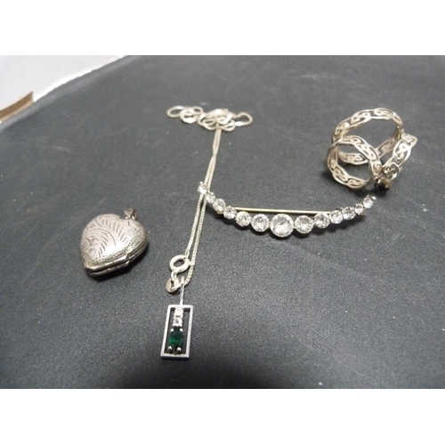 234 - Collection of mainly silver jewellery including ingot on chain, pendant modelled as a heart-shaped l... 