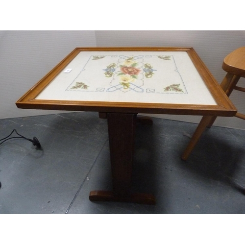 283 - Fire screen/table and a kitchen stool.  (2)