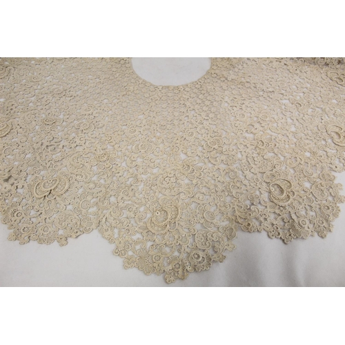 406 - Fine large Victorian cream lace collar or cape with floral and foliate scrolls and lobed border, 45c... 