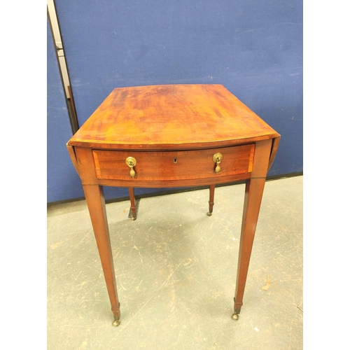 567 - Victorian drop leaf mahogany Pembroke table with satinwood banding with single pull drawer. Raised o... 