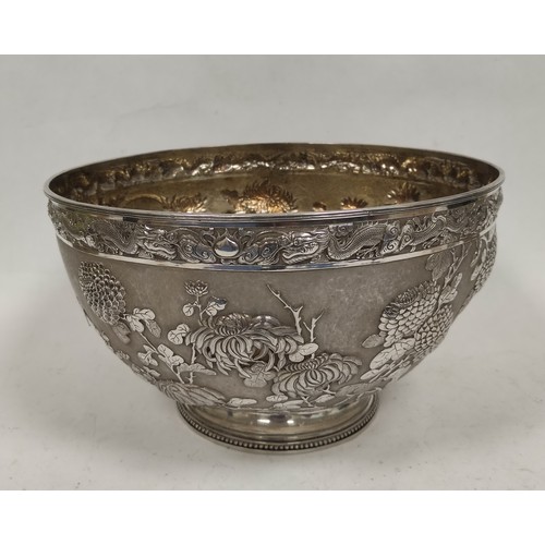 64 - Fine Chinese export silver bowl, hemispherical, with chased sprays of chrysanthemums and other flowe... 