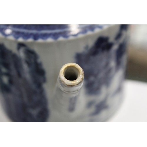 184 - 18th century Chinese blue and white porcelain teapot of reeded cylindrical form with entwined strap ... 