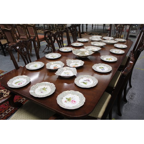 487 - Early 19th century English porcelain dessert service, probably Coalport, each piece depicting a diff... 