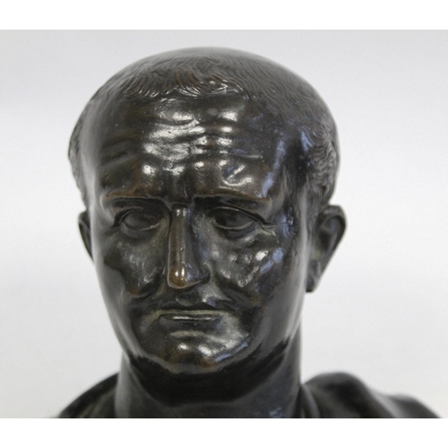 185 - Antique cast bronze bust of a distinguished Roman, possibly Emperor Vespasian, hollow, 22cm high x 2... 