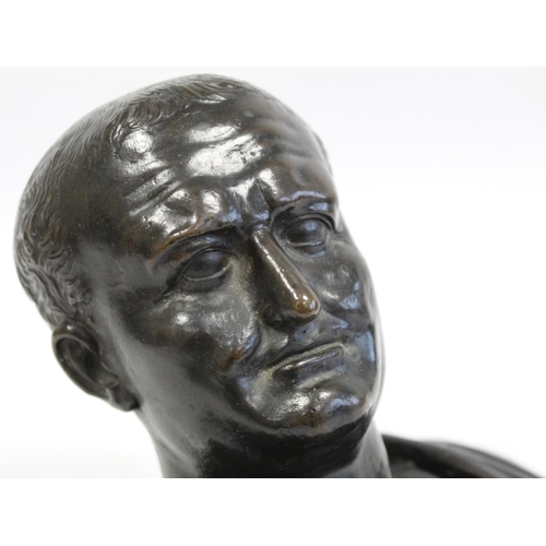 185 - Antique cast bronze bust of a distinguished Roman, possibly Emperor Vespasian, hollow, 22cm high x 2... 