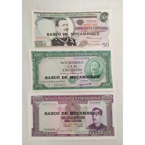 131 - Banknotes- Pristine world banknotes predominantly comprising of African issues dating from the 1956s... 