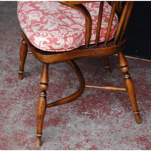 326 - 19th century ash and elm Windsor armchair, the hoop stick back with a pierced splat and dish seat, o... 