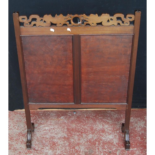 329 - Chinese hardwood firescreen, decorated with an embroidered panel of a dragon, beneath glass, 86cm hi... 