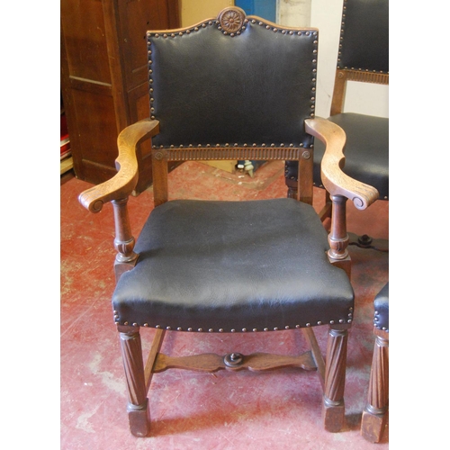 319 - Oak ten-piece dining room suite, comprising a sideboard, pull-out extending dining table and eight c... 