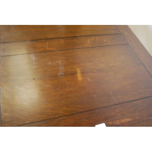 319 - Oak ten-piece dining room suite, comprising a sideboard, pull-out extending dining table and eight c... 