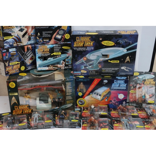 107 - Playmates Classic Star Trek models including 609090 Classic Collector Figure Set, 16087 Galileo Shut... 