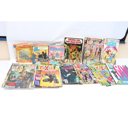 138 - A box of vintage comics to include Toxic (1991), 200AD Judge Dredd (1988-1992), Marvel and DC Comics... 