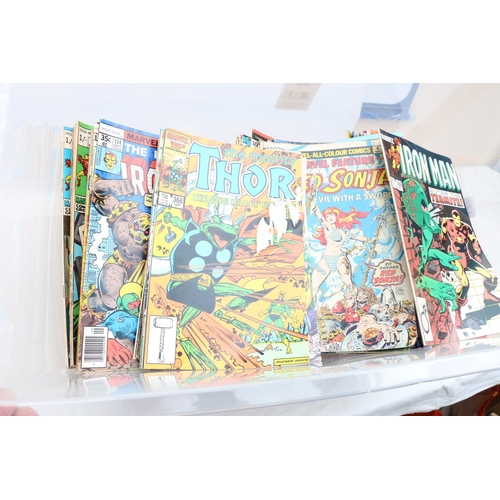 139 - A box of vintage comics to include Marvel and DC Comics including Red Sonja (1976), The Mighty Thor ... 