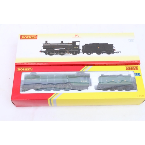 64 - Hornby OO gauge model railways including R3421 0-6-0 Drummond 700 tender locomotive 30698 BR black a... 