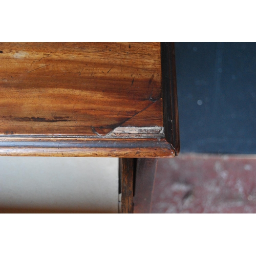 337 - George III mahogany bachelor's chest of four graduated drawers, on bracket feet, 84cm high, 86cm wid... 