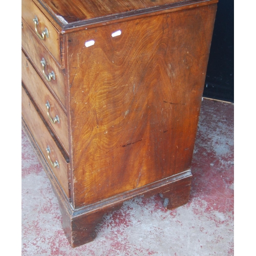 337 - George III mahogany bachelor's chest of four graduated drawers, on bracket feet, 84cm high, 86cm wid... 