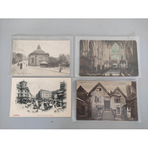200 - Carton containing approximately 600 early 20th century postcards mostly of British topographical vie... 