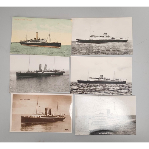 202 - Carton containing approximately 500 early 20th century postcards mostly of British & world topog... 