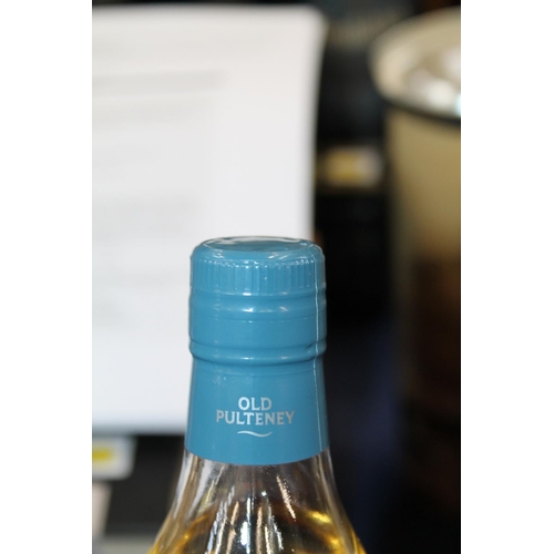 191 - Four bottles of single malt Scotch whisky including OLD PULTENEY Navigator 46% abv 70cl, OLD PULTENE... 