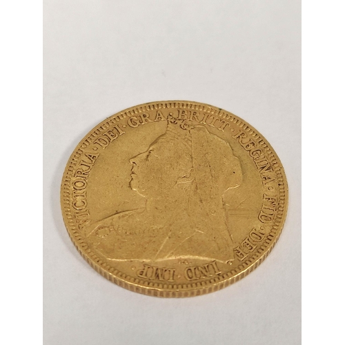 81 - Great Britain. Victoria 1895 full gold sovereign.