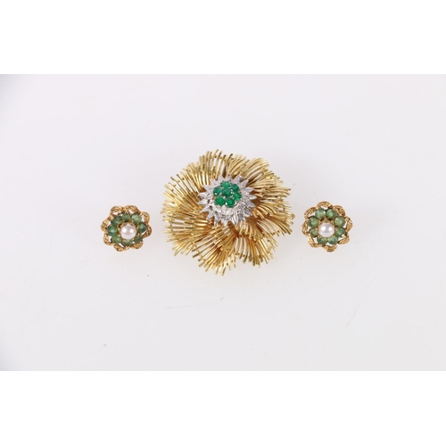 117 - 18ct yellow gold emerald set flowerhead brooch, 13.2g, and a pair of emerald and pearl set earrings,... 