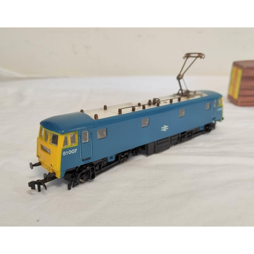 64 - Liliput / Trix Trains. Two boxed 00 gauge E3000 class model trains comprising of an E3001 & a Br... 