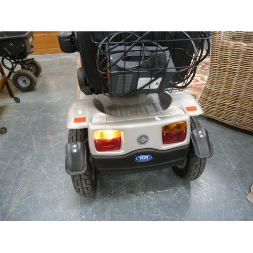 492 - Breeze IV model no. 1101000 mobility scooter.