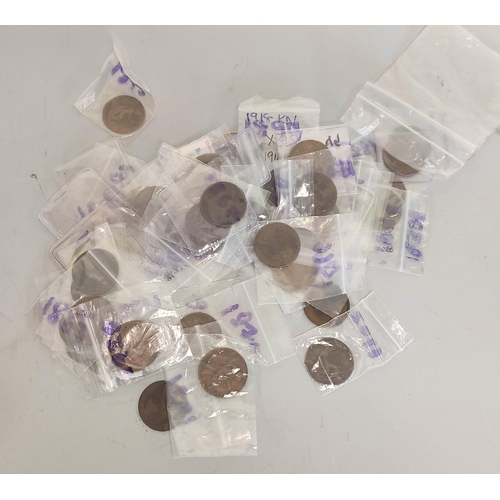 121 - Great Britain. Quantity of mixed pre decimal coins to include pennies, farthings halfcrowns etc. Als... 