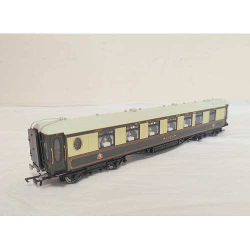 69 - Hornby 00 gauge Orient Express R1038 locomotive box set comprising of track, power supply, three Pul... 