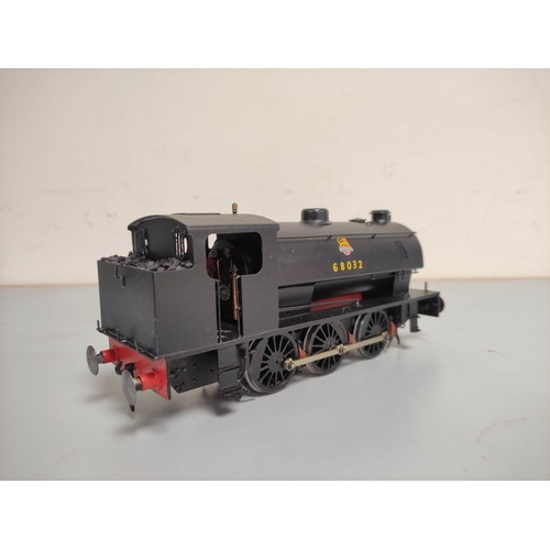 71 - Kit built 0 gauge model of a BR 68032 class J94 locomotive . In protective hard case.