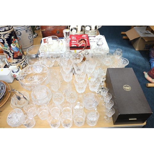 287 - Glassware to include decanters, a hand-cut Webb decanter, tumblers, bowls, etc.