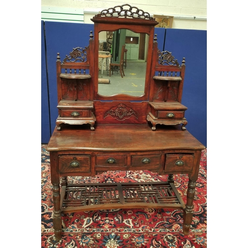 502 - Antique Chinese export lacquer dressing table, Origin Shanghai. In the European taste with pierced p... 