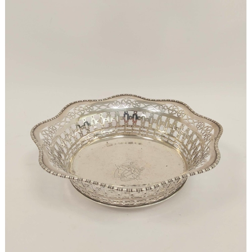 156 - Silver fruit bowl with pierced flared sides by Elkington & Co 1911, 26.5cm, 640g. 